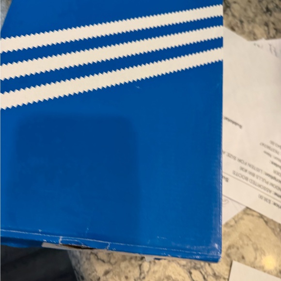 adidas Men’s Olive Green Samba XLG Classic Sneakers men’s size 10 W 11 - Picture 8 of 8